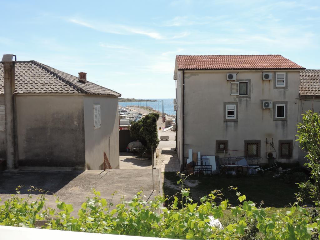 Apartment Vidas Новаля Екстериор снимка