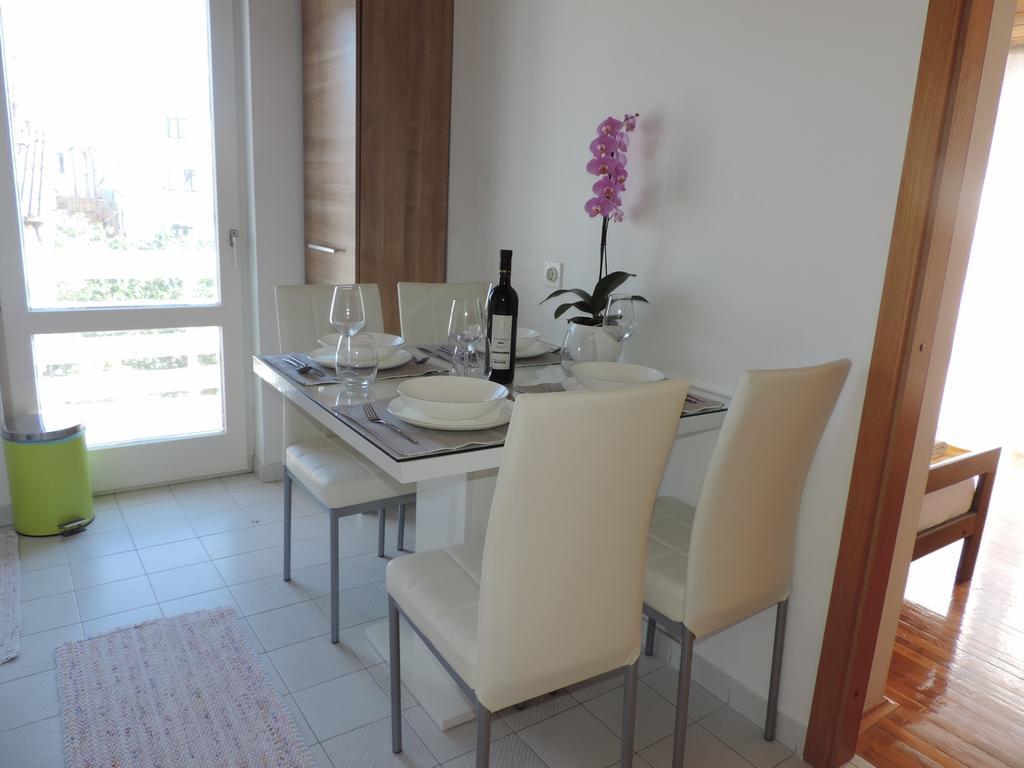 Apartment Vidas Новаля Екстериор снимка